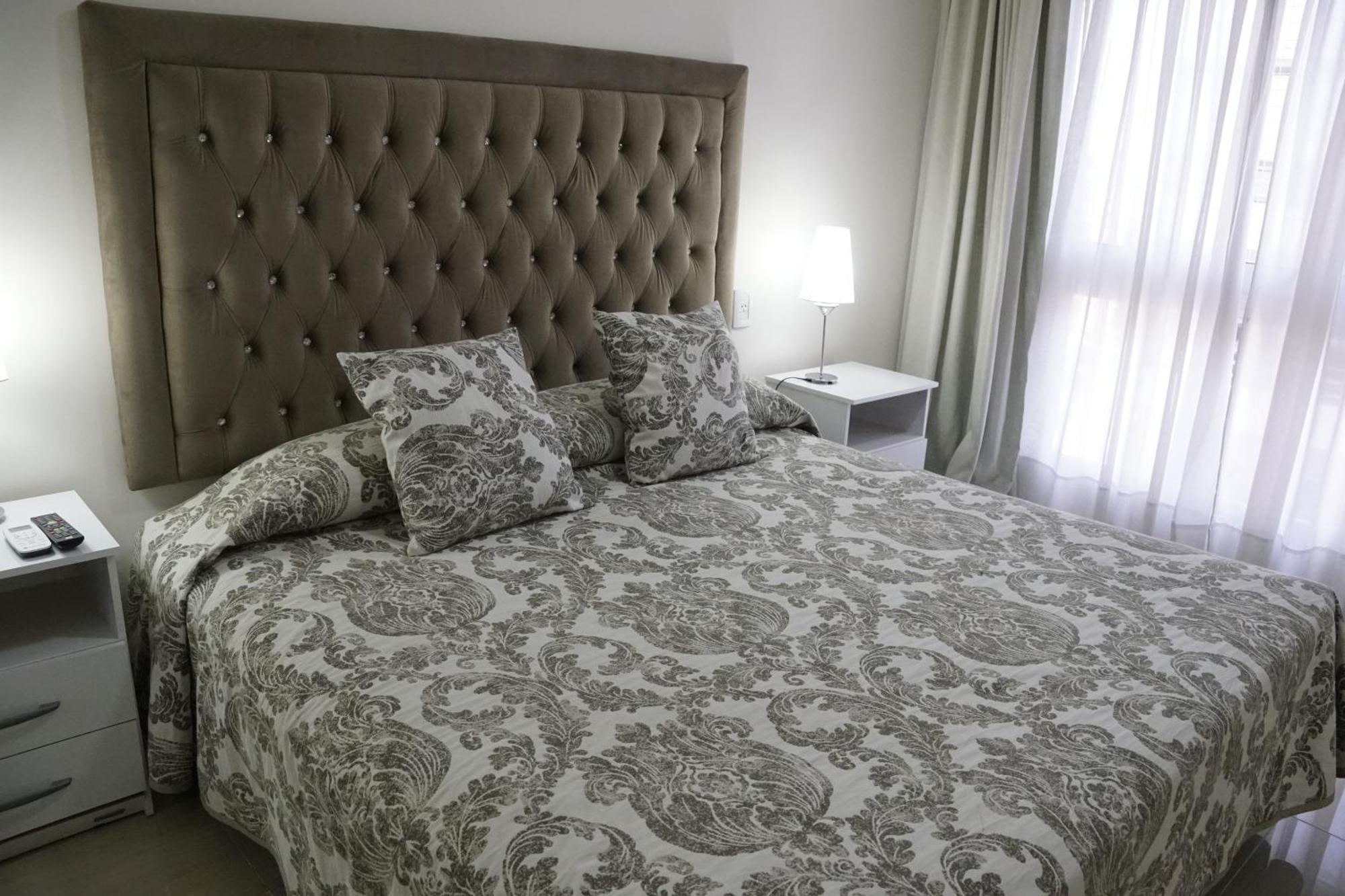 Hotel Howard Johnson Росарио Екстериор снимка
